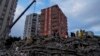 Македонски спасувачи со опрема и кучиња ќе се вклучат во потрагата по преживеани во Турција