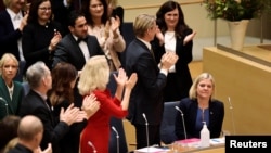 Андерссон заявила, що подає у відставку, бо не хоче очолювати уряд, в легітимності якого можна засумніватися