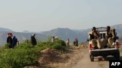 په کورمه کې امنیتي سرتېري ګزمه کوي ـ پخوانی انځور.