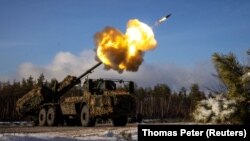 САУ Archer 45-й отдельной артиллерийской бригады ВСУ ведет огонь по позициям армии РФ в Донецкой области, декабрь 2023 года