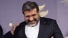 خود وزیر ارشاد که کتابی با عنوان «اندیشۀ سیاسی آیت‌الله خامنه‌ای» نوشته، پیش از دولت رئیسی، اساسا سابقه کار اجرایی در دولت نداشته است