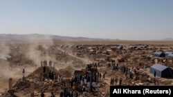 د هرات زلزله ځپلي د مرستو له کموالي هم شکایت لري