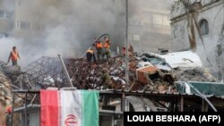 در حمله به کنسولگری ایران در دمشق هفت افسر ارشد سپاه پاسداران شامل محمدرضا زاهدی، فرمانده مسئول حوزه سوریه و لبنان در نیروی قدس، کشته شدند