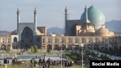 روزنامه «هممیهن» خرداد امسال نوشت «تمام مناطق» اصفهان درگیر فرونشست شده و این پدیده حتی به نزدیکی آثار تاریخی این شهر نیز رسیده است