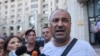 Silvestru Șoșoacă a fost pus miercuri sub control judiciar de Parchetul General, fiind acuzat că ar fi depus liste cu semnături falsificate pentru a-și susține candidatura ca independent în alegerile europene. Liderul AUR, George Simion, este și el cercetat. 