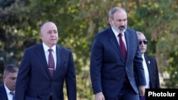 Armenia- Defense Minister Arshak Karapetian and Prime Minister Nikol Pashinian visit the Yerablur Military Pantheon, Yerevan, September 21, 2021.