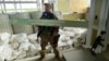 Боец от Руския доброволчески корпус (РДК) на граничния пункт Грайворон в Козинец, Белгородска област, Русия. Снимката е публикувана от РДК на 23 май 2023 г.