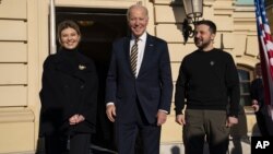 Джо Байден і Володимир та Олена Зеленські, Київ, 20 лютого 2023 року