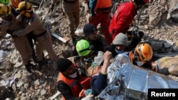  Cel puțin 41 de persoane au fost salvate în ultimele 24 de ore ore, la o săptămână de la cutremur 