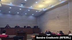 Marko Rošić (desno na fotografiji) na sudskim ročištu u slučaju ubistva Olivera Ivanovića, 14. marta 2023.