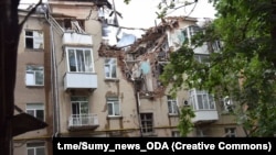 Наслідки обстрілів силами РФ міста Суми (фото архівне)