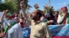 تحریک انصاف د عمران خان خوشې کولو او عدالتونو د ازادۍ لپاره مظاهرې کړې دي