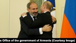 Никол Пашинян и Владимир Путин, Архив