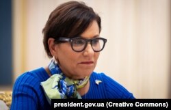Спеціальна представниця США з питань економічного відновлення України Пенні Пріцкер під час візиту до Києва, 16 жовтня 2023 року