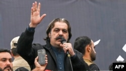 د خیبرپښتونخوا اعلی وزیر - علي امین ګنډاپور