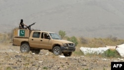 Pakistani soldiers patrol in the Bannu district. (file photo)