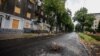 Порожні вулиці у місті Бахмут, Донецька область, 3 серпня 2022 року