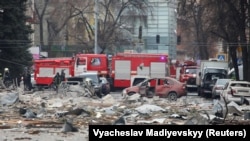 Тривають роботи з розчищення завалів, Харків, 1 березня 2022 року