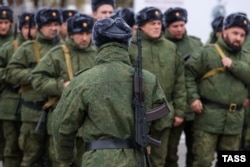 Imagini cu soldații mobilizați de Rusia pentru a fi trimiși pe front, septembrie 2022