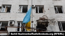Ілюстраційне фото. Наслідки обстрілів Мар’їнки, 14 квітня 2022 року
