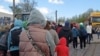 На гарячу лінію МОМ по допомогу лише цьогоріч звернулося 37 тисяч людей, серед яких більше половини – вимушені мігранти (ілюстраційна світлина)