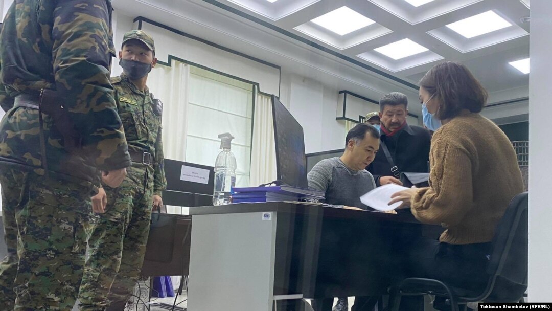 РАвшан Джеенбеков в ЦИК. 12 октября.