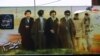 تصاویر محمدباقر صدر، آیت الله خمینی، آیت‌الله سیستانی، آیت‌الله خامنه‌ای، ابومهدی مهندس و قاسم سلیمانی بر دیواری در عراق