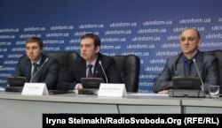 Адвокати екс-беркутівців Олександр Горошинський, Стефан Решко та Ігор Варфоломеєв.