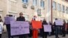 Пациенти со цистична фиброза на протест пред Министерството за здравство 