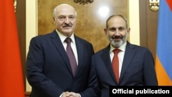 Armenian Prime Minister Nikol Pashinian meets with Belorussian President Alyaksandr Lukashenka, Yerevan, September 30, 2019.