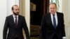 Министр иностранных дел Армении Арарат Мирзоян (слева) и глава МИД РФ Сергей Лавров, Москва, 8 апреля 2022 г.