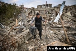 Mii de case au fost distruse. Ruinele orașului Stepanakert, 10 octombrie 2020.