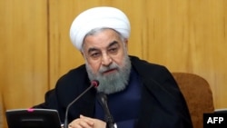 حین روحانی تعهد کرد که «تمام سلاح‌های دفاعی» جمهوری اسلامی را، «بدون توجه به نظرات دیگران» تقویت کند.