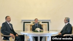 Մեդվեդեւ - Սարգսյան - Ալիեւ հանդիպումը Սանկտ Պետերբուրգում: 17-ը հունիսի, 2010թ.