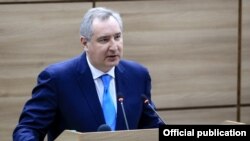 Рогозін не навів подробиць, пославшись на домовленості з американським космічним агентством NASA