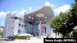 Zgrada Univerziteta Megatrend u Novom Beogradu