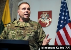 Колишній командувач американських Сухопутних сил в Європі, генерал у відставці Бен Годжес