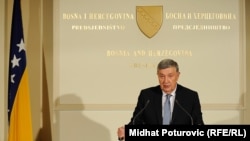Nebojša Radmanović