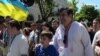Одесити разом із Саакашвілі пройшли «маршем у вишиванках» по місту