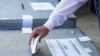 Alegerile europarlamentare au fost câștigate de PNL, cu 27%, urmat de PSD cu 23% și USR-PLUS cu 22%.