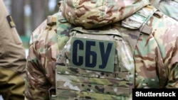 За даними СБУ, після деокупації чоловік вступив в добробат і планував в подальшому військам РФ передавати розвіддані