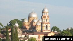 Священнослужители решили собраться, чтобы четко выразить свою позицию в отношении ситуации, сложившейся вокруг Новоафонского монастыря