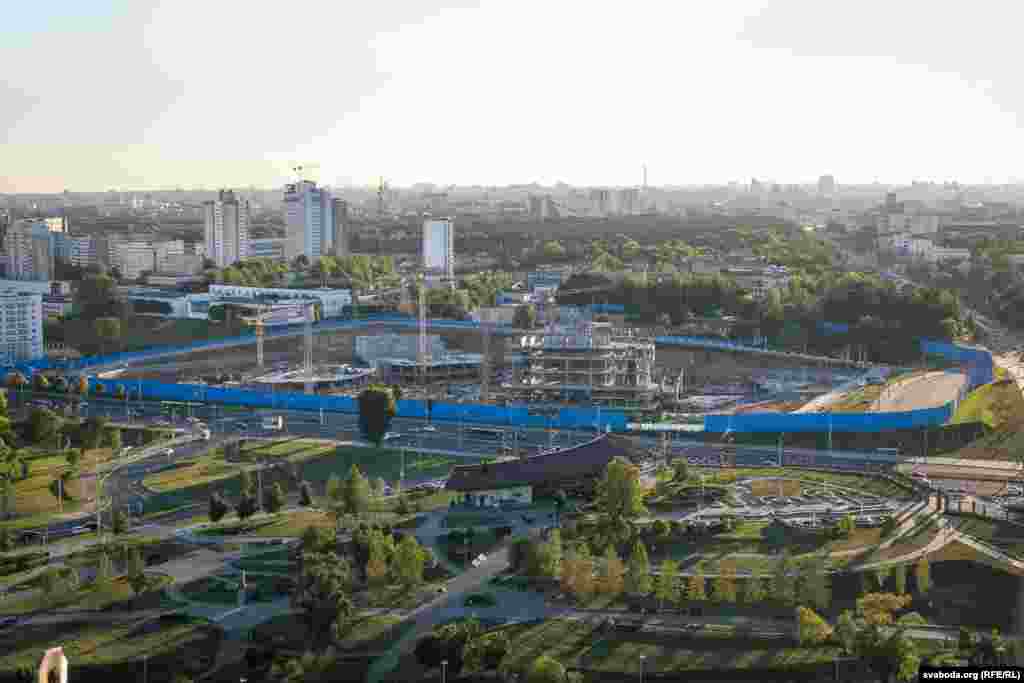 Кампанія &laquo;Газпрам трансгаз Беларусь&raquo; прыпыняе будаўніцтва комплексу. Верасень 2016 году.