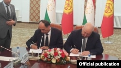 Апрель 2019 года. Вице-премьеры Таджикистана и Кыргызстана подписали протокол по результатам очередных переговоров по границе