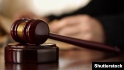 За повідомленням, суд задовольнив клопотання прокуратури та дозволив примусове відібрання біологічних зразків у судді