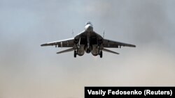 У пошуках літака беруть участь сили та засоби ВМС, прикордонної поліції та ВПС
