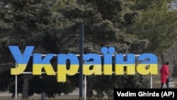 Поблизу КПВВ у Станиці Луганській (архівне фото)