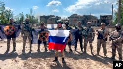 Војници на групата Вагнер во Бахмут, Украина