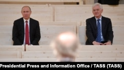Президент Росії Володимир Путін і один із найближчих його прихильників мільярдер Геннадій Тимченко