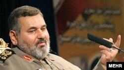 این مقام نظامی جمهوری اسلامی می‌گوید: هر ایرانگرد و فعال محیط زیستی و دانشمند فعال در تحقیقات کشاورزی نیز ممکن است جاسوس باشد